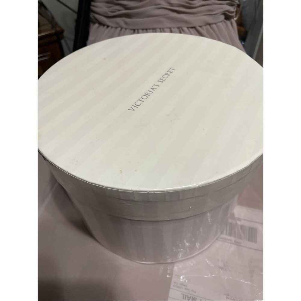 Damaged Faded Vintage Victoria’s Secret Small Hat Box Or Display Prop